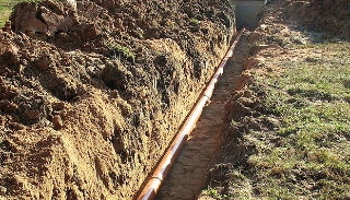 Копка траншей для водопровода в Феодосии: цена за метр от 928 руб.